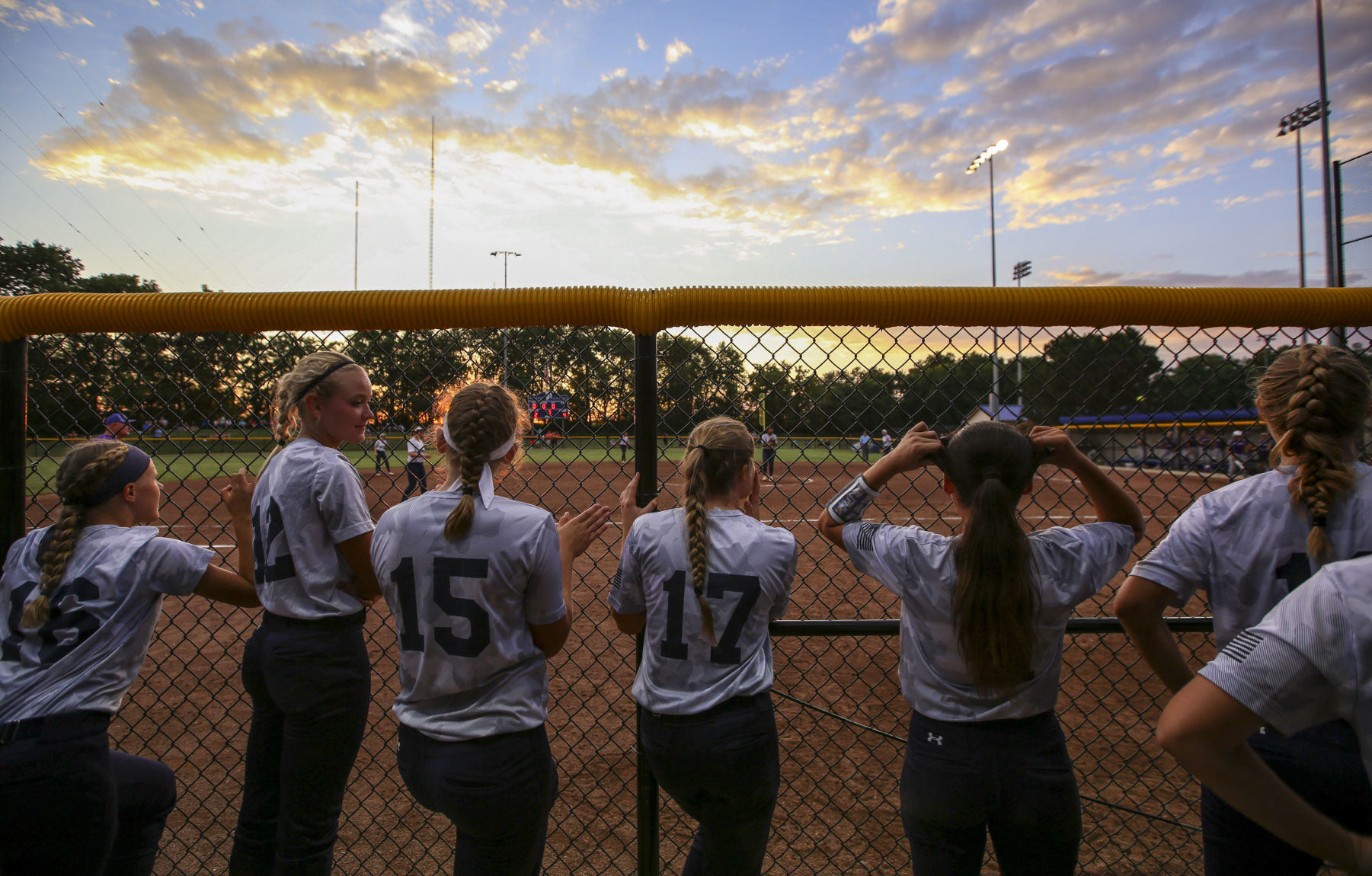 071018-softball-final-027